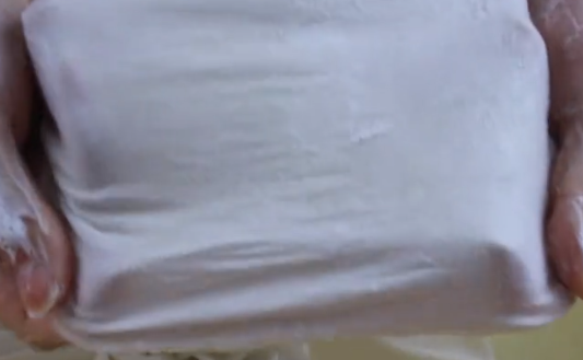 衣服上马克笔怎么去除,马克笔弄到纸上怎么去除图11